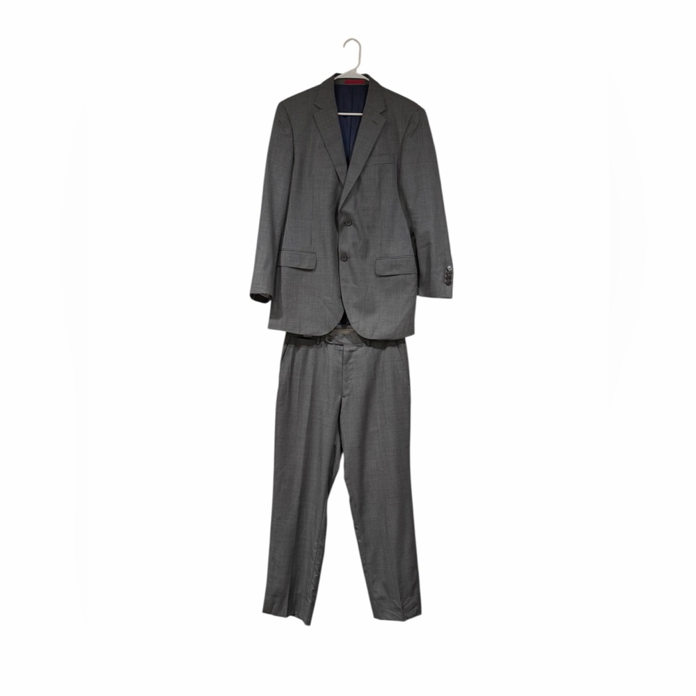 Carolina Herrera Men's Grey 100% Wool 2-Piece Suit Size 40 Made in Portugal - Picture 2 of 12